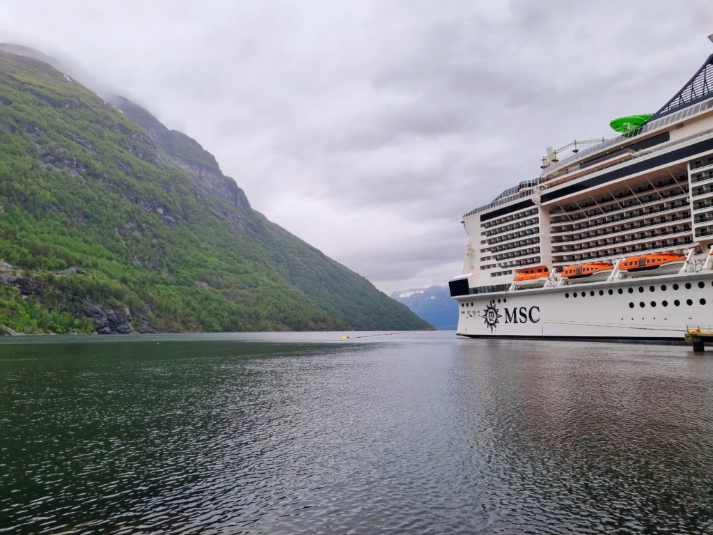 Cruise langs norske fjorder med MSC USa spesialisten Amerikaspesialisten, nordmannsreiser, cruisereiser