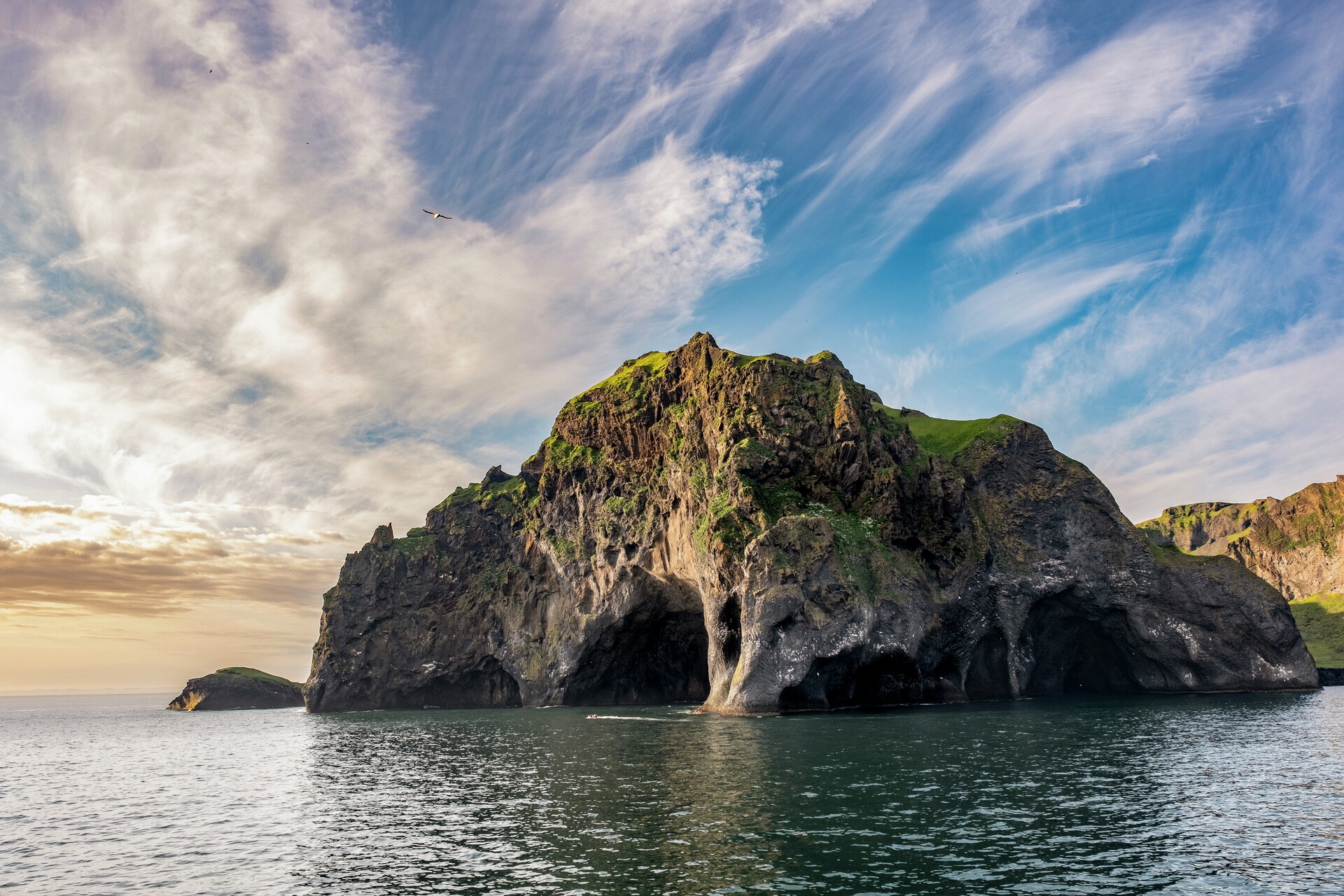Øyhopping i Nordatlanteren med Hurtigruten Expeditions USa spesialisten Amerikaspesialisten, nordmannsreiser, cruisereiser