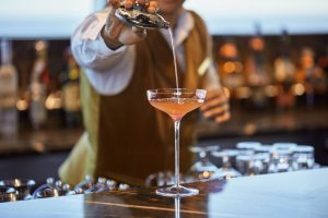 explora cruise cruisereiser bar. Luksuriøs jul i Karibien med Explora